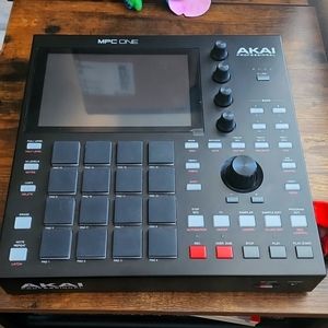 Moc one Akai professional